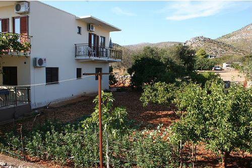 Apartments Gordana Trogir Bagian luar foto